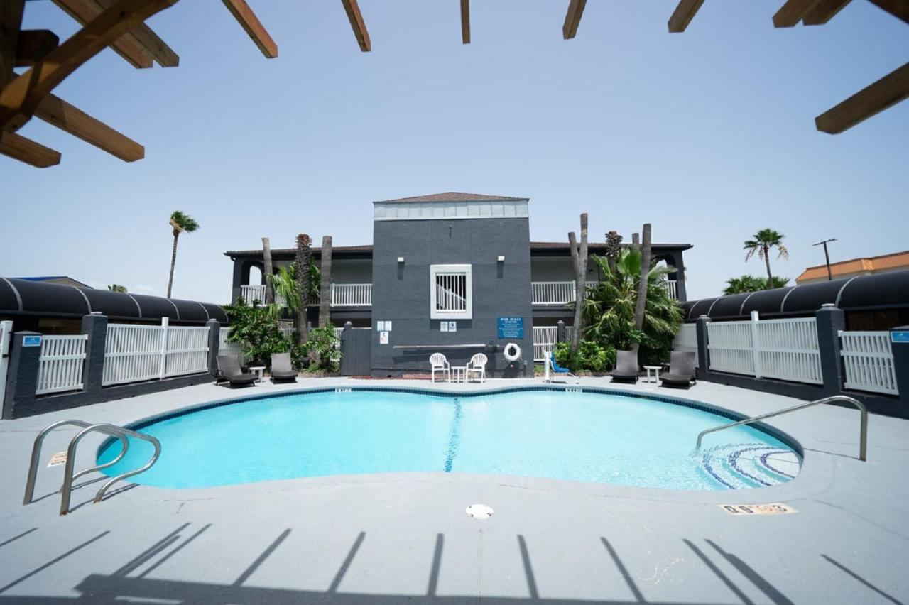 Days Inn By Wyndham Portland/Corpus Christi Exteriér fotografie
