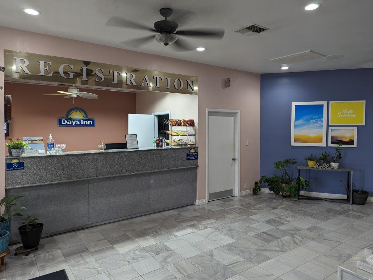 Days Inn By Wyndham Portland/Corpus Christi Exteriér fotografie